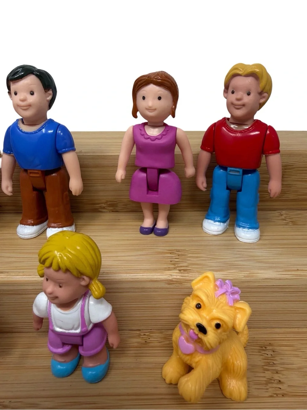 Playkidz Family Figures  7-piece collection Of posable Figures 2-3 Inches EUC